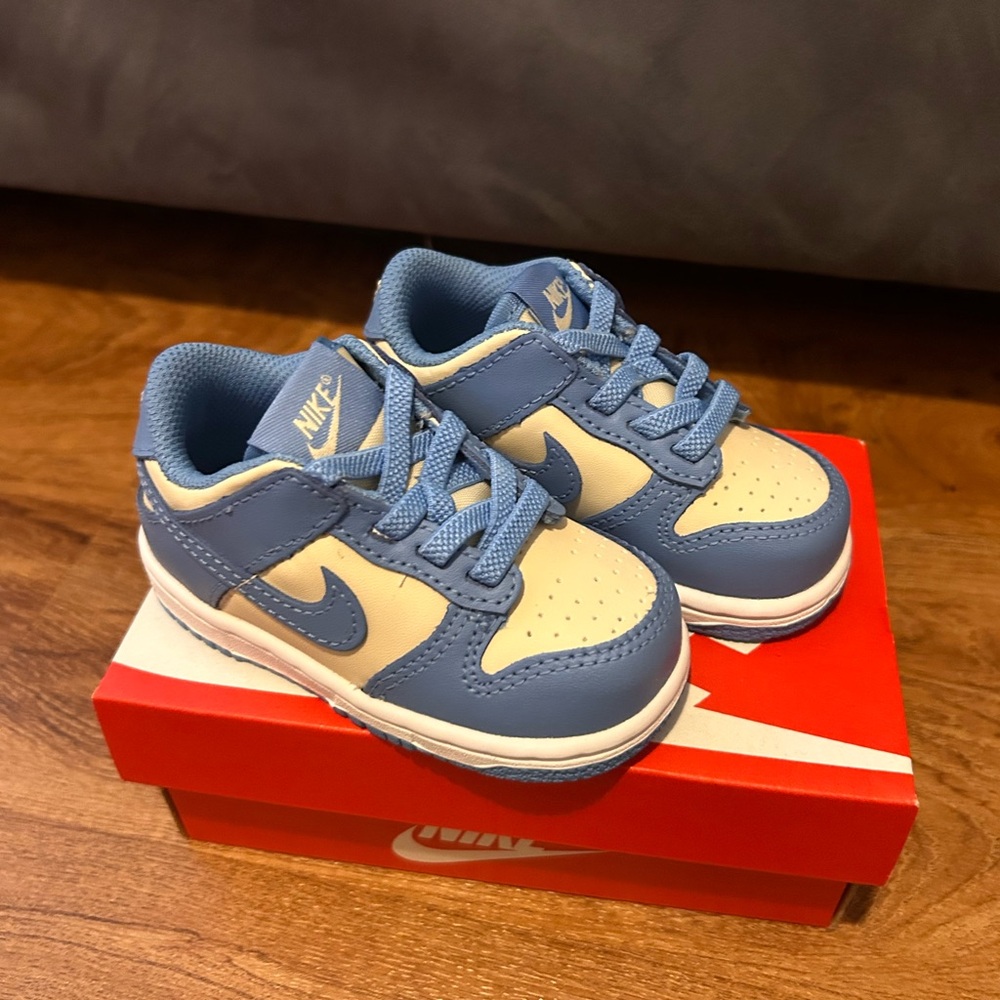 Nike Blue and Cream Dunk Low Sneakers Toddler